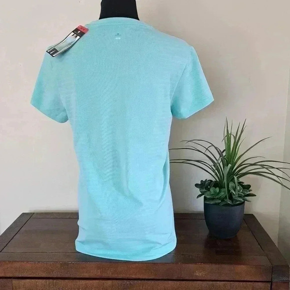 ❤️ New! Tuff Athletics Active Top Medium Soft Green Seamless Stretch T-shirt - Picture 6 of 11